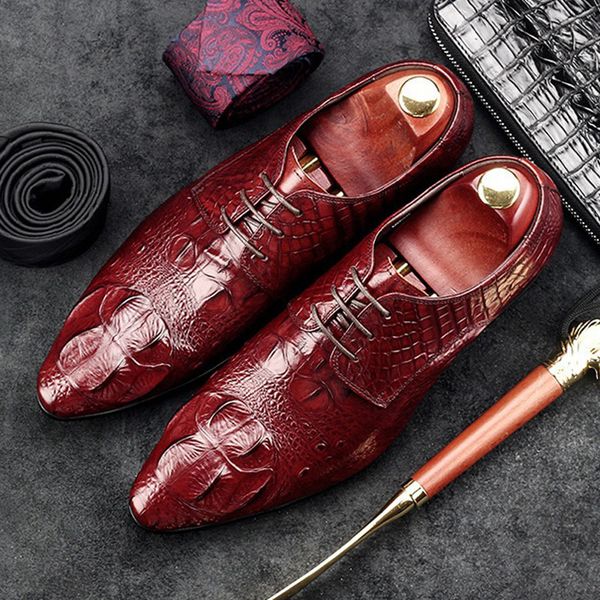 vintage british carved man dress shoes genuine leather crocodile brogue oxfords pointed toe lace up men's wedding flats gd25, Black
vintage british carved man dress shoes genuine leather crocodile brogue oxfords pointed toe lace up men's wedding flats gd25, Black