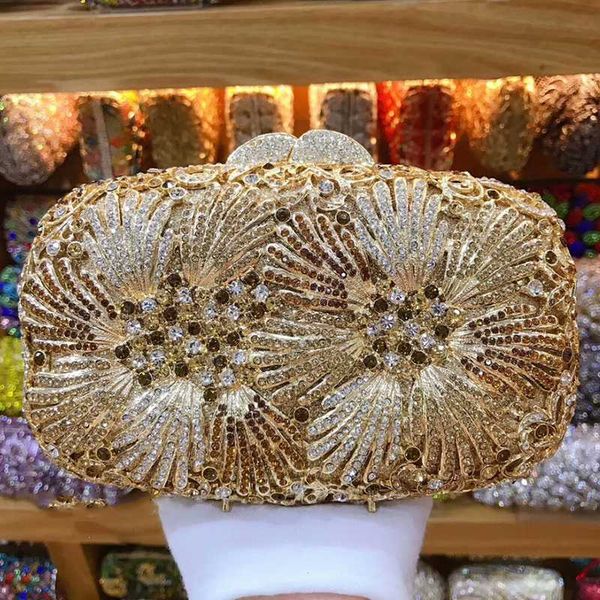 white/brown rhinestone crystal ladies clutch bag women evening party diamond female shoulder crossbody mini handbag
white/brown rhinestone crystal ladies clutch bag women evening party diamond female shoulder crossbody mini handbag