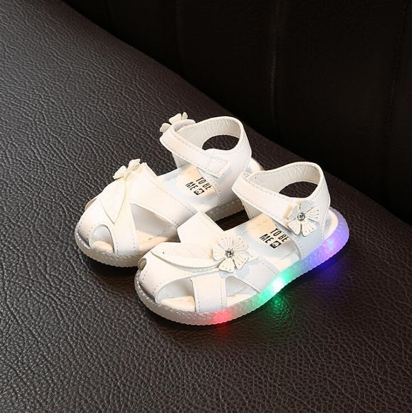 toddler girls sandal kids shoes with ligth cute flowel baby girls sandals children led light up princess sandals, Black;red
toddler girls sandal kids shoes with ligth cute flowel baby girls sandals children led light up princess sandals, Black;red
