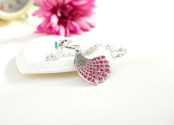 wholesale- peacock princess crystal sweater chain pendant 2019 fashion new style necklace luxury long necklace jewelry, Silver
wholesale- peacock princess crystal sweater chain pendant 2019 fashion new style necklace luxury long necklace jewelry, Silver