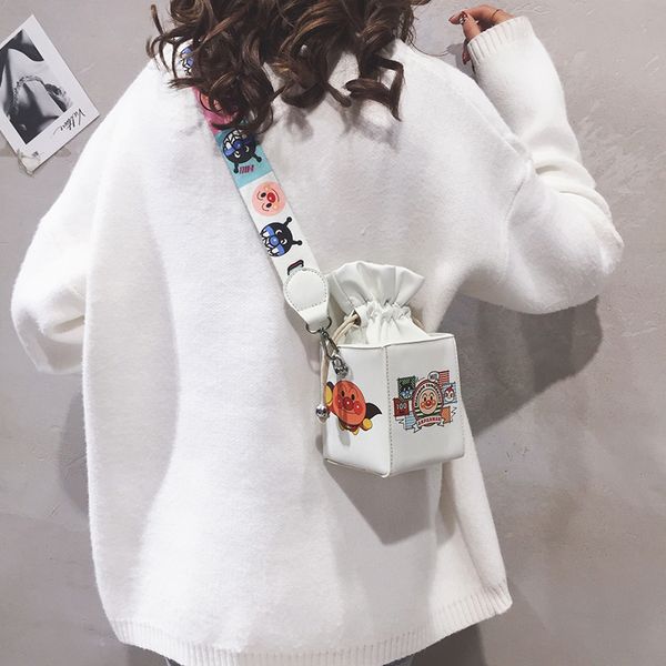cute small bag female bag new 2019 cartoon personality small square wide shoulder strap shoulder messenger
cute small bag female bag new 2019 cartoon personality small square wide shoulder strap shoulder messenger
