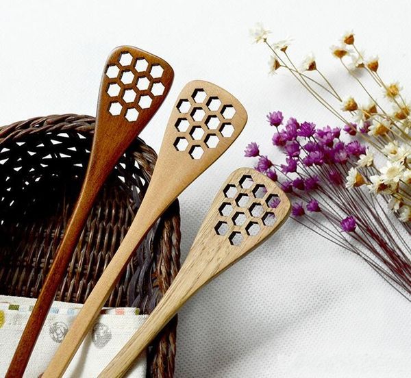 wood honey stick stirrer 18.2*3cm creative sculpture honeycomb long handle scoop solid wood kitchen utensils
wood honey stick stirrer 18.2*3cm creative sculpture honeycomb long handle scoop solid wood kitchen utensils