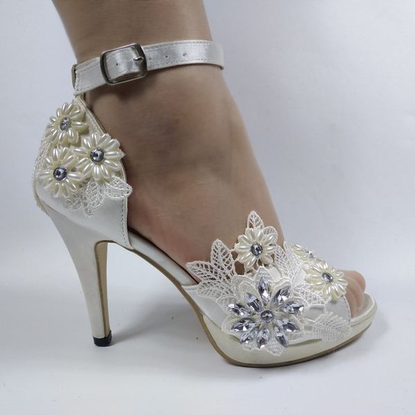 baoyafang women wedding shoes peep toe white lace crystal shoes flower ladies party woman ankle strap high heel pumps, Black
baoyafang women wedding shoes peep toe white lace crystal shoes flower ladies party woman ankle strap high heel pumps, Black