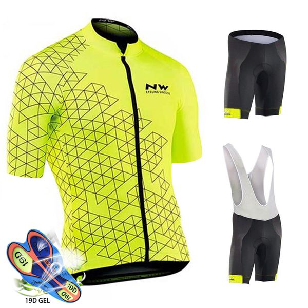 cycling jersey set 2020 pro team northwave bicycle cycling clothing men's mountain maillot ropa ciclismo bib shorts set, Black;blue
cycling jersey set 2020 pro team northwave bicycle cycling clothing men's mountain maillot ropa ciclismo bib shorts set, Black;blue