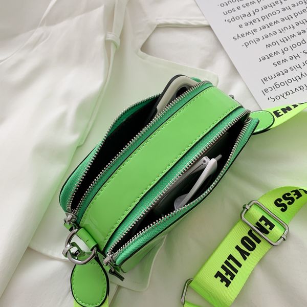 summer colorful daisy ultra-small bag female 2020 new style textured shoulder square sling bag casual broadband messenger
summer colorful daisy ultra-small bag female 2020 new style textured shoulder square sling bag casual broadband messenger