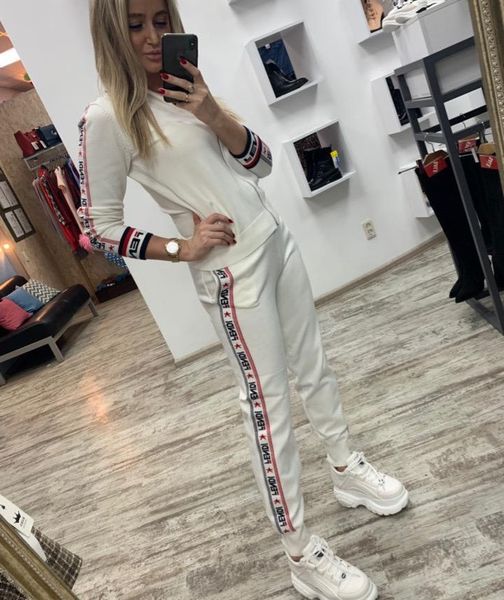 women designer tracksuits fashion brand letter printing suits two piece pants womens luxury long sleeve slim tracksuits, White
women designer tracksuits fashion brand letter printing suits two piece pants womens luxury long sleeve slim tracksuits, White