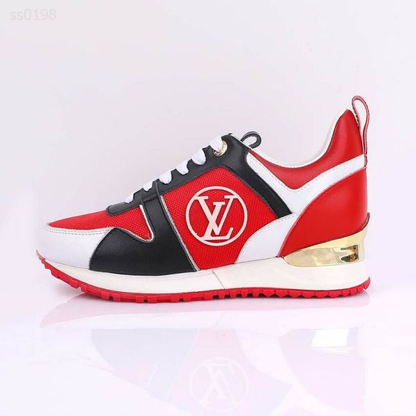 luxury sports shoes man woman casual shoes vintage leisure race runner shoes outdoors trainers with box size 35-46, Black
luxury sports shoes man woman casual shoes vintage leisure race runner shoes outdoors trainers with box size 35-46, Black