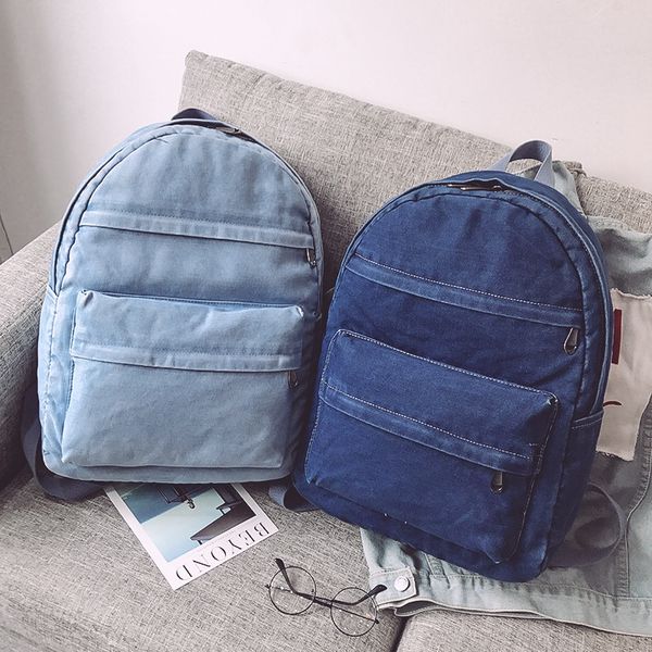 the new korean version of the 2018 backpack for ladies with large capacity men's college wind shoulder bag
the new korean version of the 2018 backpack for ladies with large capacity men's college wind shoulder bag