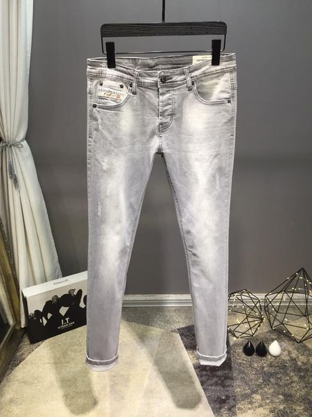 19ss famous brand men's washed design casual slim summer lightweight denim stretch denim skinny jeans pants straight biker skinny jeans, Blue
19ss famous brand men's washed design casual slim summer lightweight denim stretch denim skinny jeans pants straight biker skinny jeans, Blue