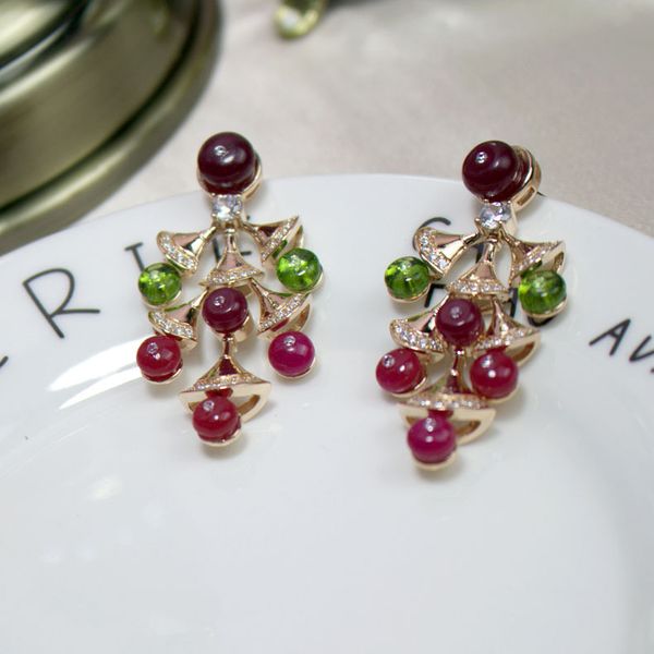 fashion-jewelry fan earrings for women new fashion gold plated jewelry women's wedding cubic zirconia ear studs, Silver
fashion-jewelry fan earrings for women new fashion gold plated jewelry women's wedding cubic zirconia ear studs, Silver