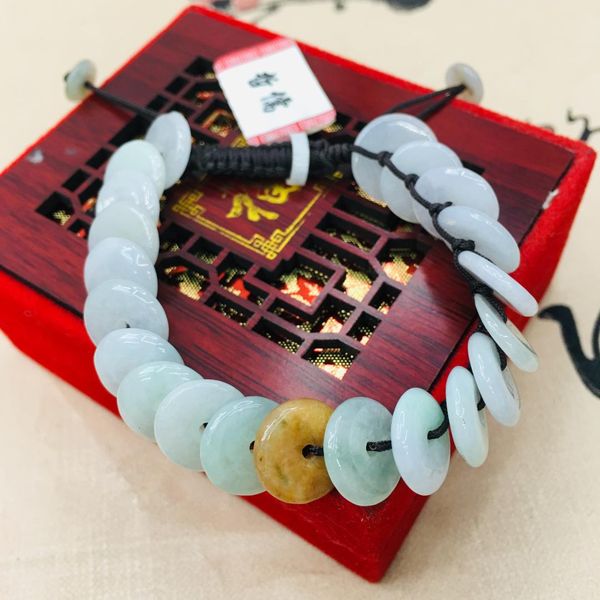 zhe ru jewelry pure natural jadeite jade handmade woven tricolor donut bracelet send class a certificate, Golden;silver
zhe ru jewelry pure natural jadeite jade handmade woven tricolor donut bracelet send class a certificate, Golden;silver