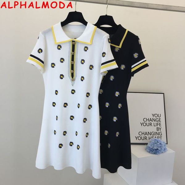 alphalmoda daisy вышитое вязание платье воротник 2020 с короткими рукавами популярное повседневное платье с вышивкой дейзи, Black;gray
alphalmoda daisy вышитое вязание платье воротник 2020 с короткими рукавами популярное повседневное платье с вышивкой дейзи, Black;gray