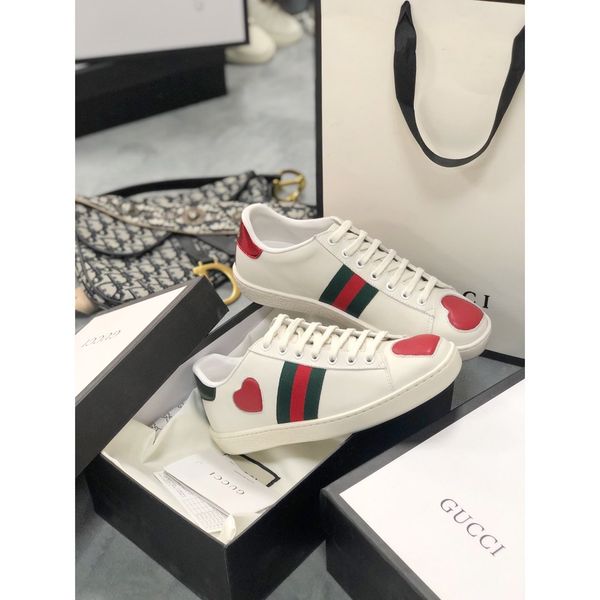 2020 new zu couple sports shoes luxury design daily casual sports shoes outdoor sports
2020 new zu couple sports shoes luxury design daily casual sports shoes outdoor sports