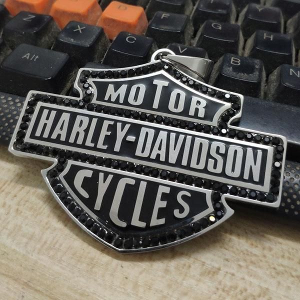 2020 european and american men's jewelry wholesale personality harley pendant electroplated titanium casting, Silver
2020 european and american men's jewelry wholesale personality harley pendant electroplated titanium casting, Silver