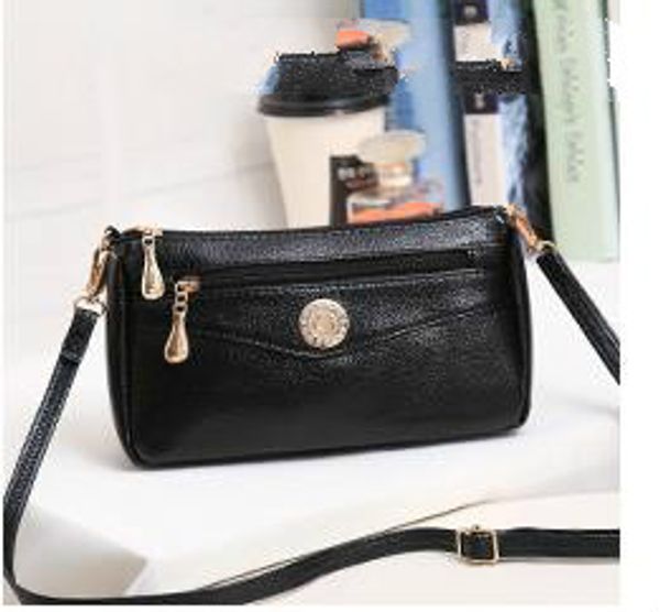 designer women new fashion luxury shoulder handbag casual trendy small square bag designer coin crossbody bag 2020
designer women new fashion luxury shoulder handbag casual trendy small square bag designer coin crossbody bag 2020