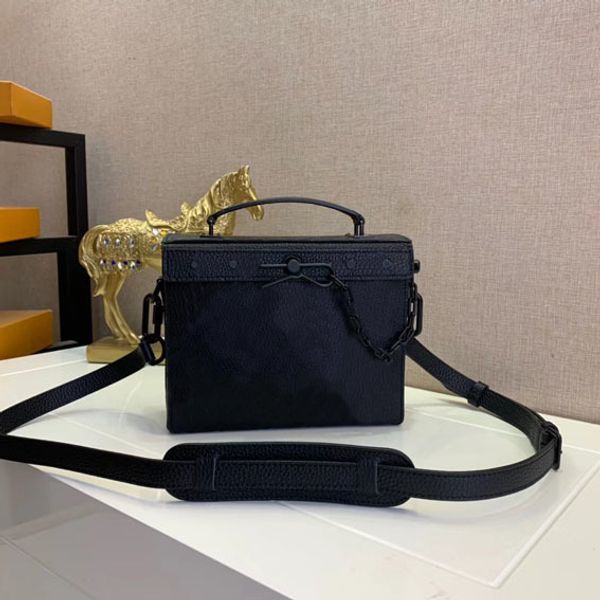 2020 european style luxury classic women shoulder bags fashion bag party bag made real leather grain pattern embossing decorative chain bag
2020 european style luxury classic women shoulder bags fashion bag party bag made real leather grain pattern embossing decorative chain bag