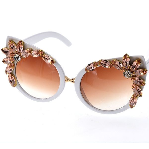 cat eye diamond sunglasses women brand design handmade rhinestone fashion baroque sun glasses flower with pearl vintage oculos, White;black
cat eye diamond sunglasses women brand design handmade rhinestone fashion baroque sun glasses flower with pearl vintage oculos, White;black