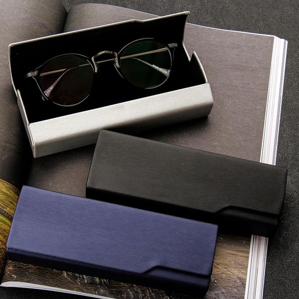 fashion handmade wood grain pu solid color sunglasses storage box old eyewear origanized protector box, Silver
fashion handmade wood grain pu solid color sunglasses storage box old eyewear origanized protector box, Silver