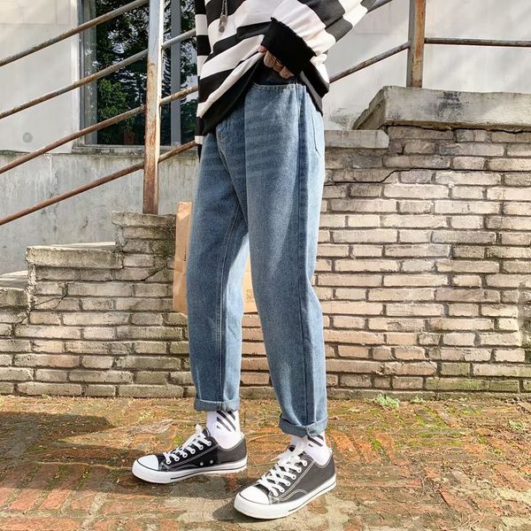 spring autumn 2020 fashion casual jeans men's casual wild loose straight nine points pants students korean trend denim pants, Blue
spring autumn 2020 fashion casual jeans men's casual wild loose straight nine points pants students korean trend denim pants, Blue