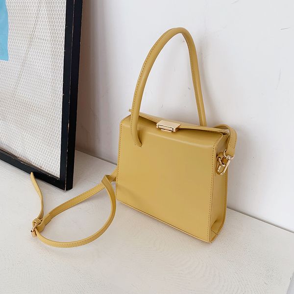 korean version of the new simple women's handbags niche fashion solid color pu hand bag handbags diagonal shoulder bag
korean version of the new simple women's handbags niche fashion solid color pu hand bag handbags diagonal shoulder bag