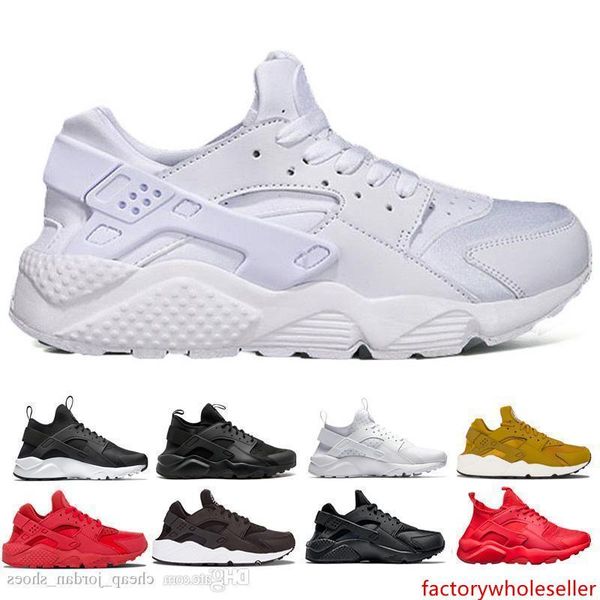 box with huarache 1.0 4.0 running shoes men womens triple white black red sneakers zapatillas sports huaraches shoes mens trainers eur 36-45
box with huarache 1.0 4.0 running shoes men womens triple white black red sneakers zapatillas sports huaraches shoes mens trainers eur 36-45