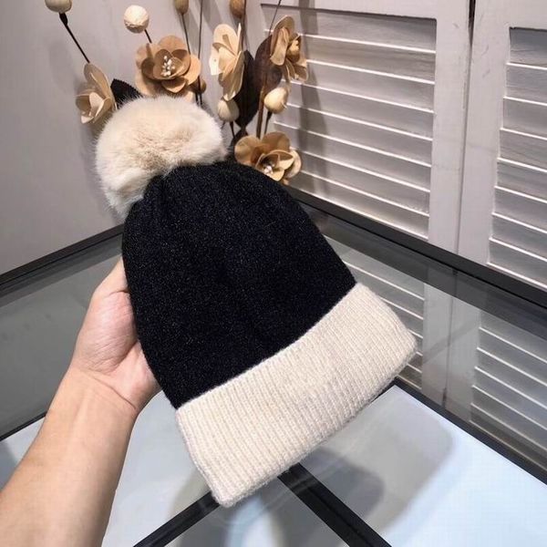 2019 new arrival fashion knitting cotton hats women men winter warm black white long hats with hair ball hat with box, Blue;gray
2019 new arrival fashion knitting cotton hats women men winter warm black white long hats with hair ball hat with box, Blue;gray