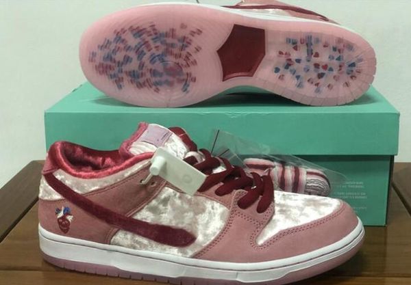 strangelove x sb dunk low pink chaussures running shoes women mens designer sport trainers sneakers
strangelove x sb dunk low pink chaussures running shoes women mens designer sport trainers sneakers