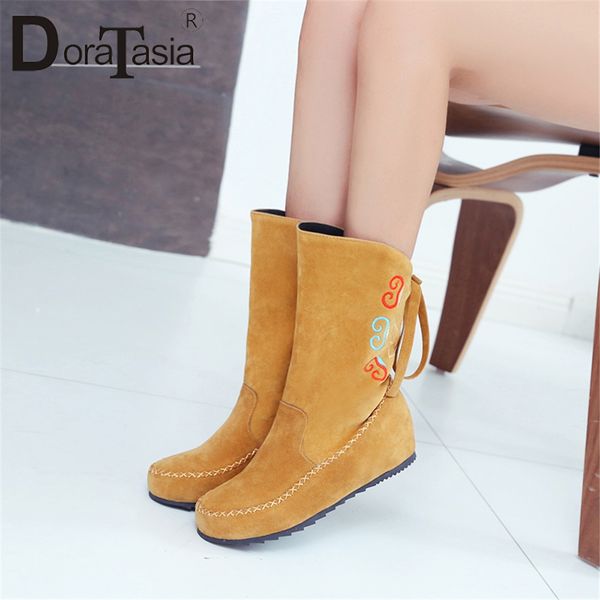 doratasia dropship 34-48 embroider mid-calf boots women 2019 winter warm fur ethnic boots height increasing shoes woman, Black
doratasia dropship 34-48 embroider mid-calf boots women 2019 winter warm fur ethnic boots height increasing shoes woman, Black