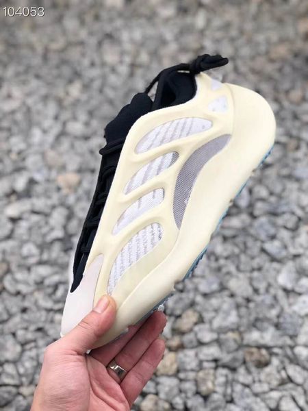 2020 new 700 v3 azael alvah kanye west men's 700 men's sneakers sports black beige white green triple fashion 36-45
2020 new 700 v3 azael alvah kanye west men's 700 men's sneakers sports black beige white green triple fashion 36-45