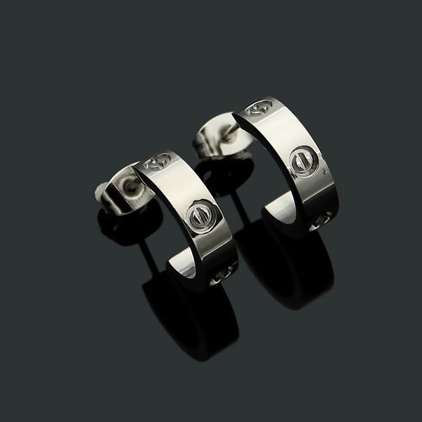 2020 sell z57 fahion big c brand for love women factory wholesale decorative screw earring sell jewelry can carving logo quality, Golden;silver
2020 sell z57 fahion big c brand for love women factory wholesale decorative screw earring sell jewelry can carving logo quality, Golden;silver