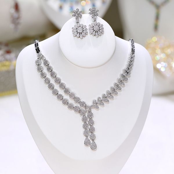 new fashionable bright zircon earrings and necklace bridal engagement jewelry set wedding dress accessories zy, White
new fashionable bright zircon earrings and necklace bridal engagement jewelry set wedding dress accessories zy, White