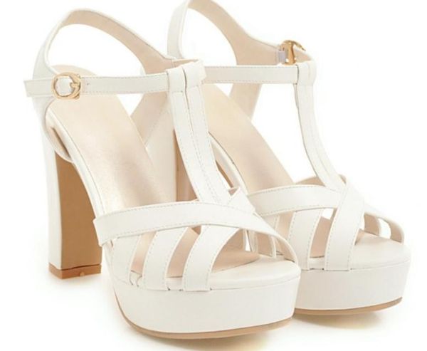 2019 women's sandals in summer with new style high heel coarse heel waterproof table, Black
2019 women's sandals in summer with new style high heel coarse heel waterproof table, Black