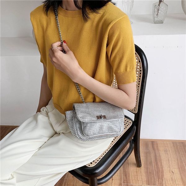 2020 new shoulder bag women's casual fashion korean lock simple bright diamond chain crossbody bag
2020 new shoulder bag women's casual fashion korean lock simple bright diamond chain crossbody bag