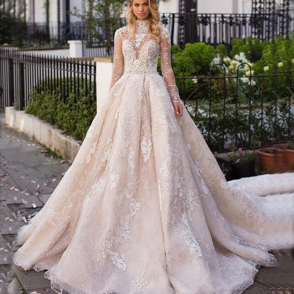 2019 luxury a-line tulle appliques sequin wedding dresses with jacket sweetheart long train chapel bridal gowns, White
2019 luxury a-line tulle appliques sequin wedding dresses with jacket sweetheart long train chapel bridal gowns, White
