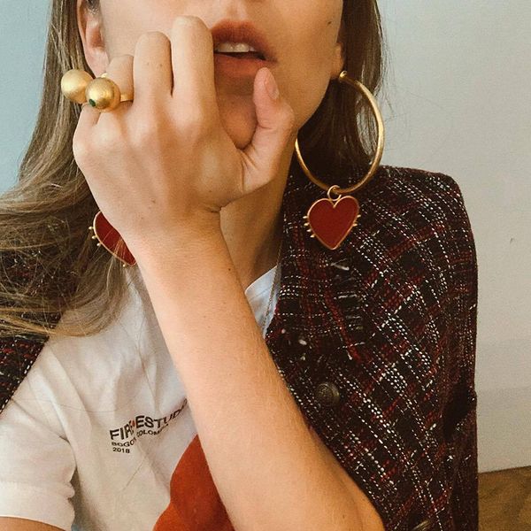 aensoa fashion 2019 red heart pendant big hoop earrings for women cross heart gold color large circle statement earrings brincos, Golden;silver
aensoa fashion 2019 red heart pendant big hoop earrings for women cross heart gold color large circle statement earrings brincos, Golden;silver