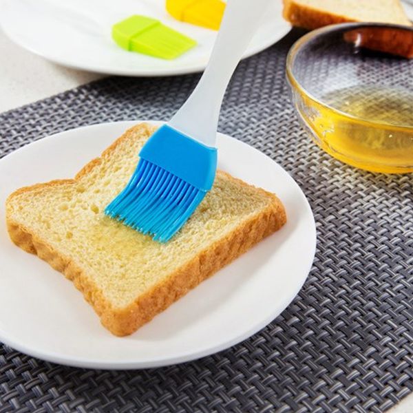 multi color silicone basting pastry brush oil brushes for cake bread butter baking tools kitchen safety bbq brush 21*3cm
multi color silicone basting pastry brush oil brushes for cake bread butter baking tools kitchen safety bbq brush 21*3cm