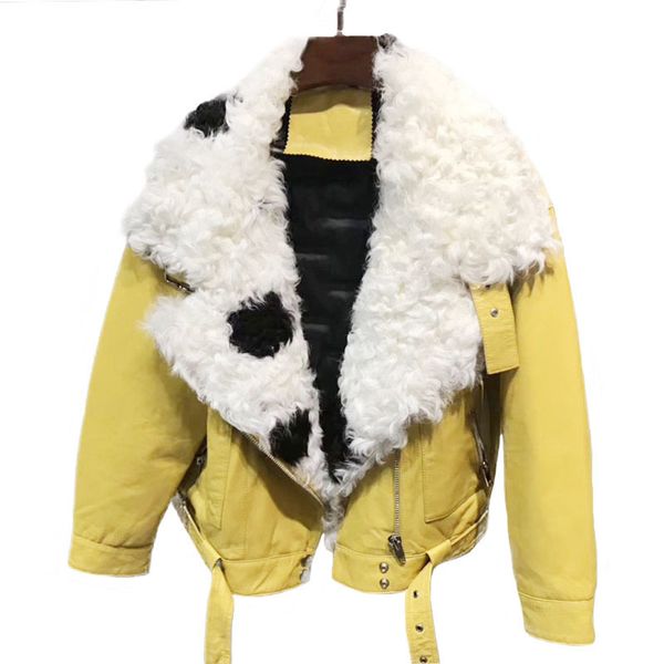 winter genuine women sheep leather jacket ladies leather down coat 100% real sheepskin jacket with lamb fur collar, Black
winter genuine women sheep leather jacket ladies leather down coat 100% real sheepskin jacket with lamb fur collar, Black