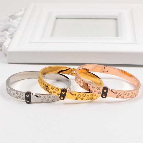 luxury designer jewelry women bracelets new mens fashion stainless steel bangle rose gold silver bracelets jewelry, Black
luxury designer jewelry women bracelets new mens fashion stainless steel bangle rose gold silver bracelets jewelry, Black