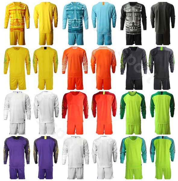 men goalkeeper gk pau lopez 1 robin olsen as roma long sleeve soccer jersey set goalie custom name number football shirt kits uniform, Black
men goalkeeper gk pau lopez 1 robin olsen as roma long sleeve soccer jersey set goalie custom name number football shirt kits uniform, Black