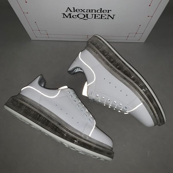 new high-end women's luxury casual sports shoes fashion brand autumn and winter style air cushion outsole luminous shoes sfdv, Black
new high-end women's luxury casual sports shoes fashion brand autumn and winter style air cushion outsole luminous shoes sfdv, Black