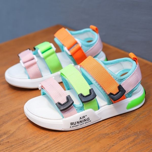 2020 new children's contrast color girls magic and ' three-color sandals boys' magic sticker children's beach sandals, Black;red
2020 new children's contrast color girls magic and ' three-color sandals boys' magic sticker children's beach sandals, Black;red