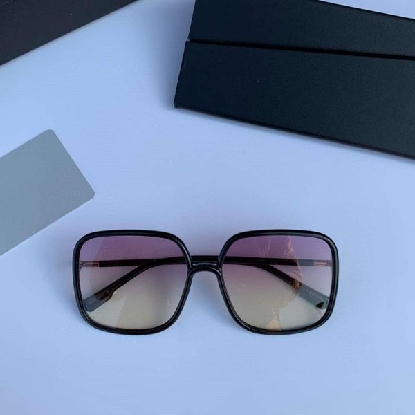 2020 новый шаблон летние мужские женские очки d10 letters goggle очки uv400 807yb 3 цвета высоко качества с коробкой высокого качества, White;black
2020 новый шаблон летние мужские женские очки d10 letters goggle очки uv400 807yb 3 цвета высоко качества с коробкой высокого качества, White;black
