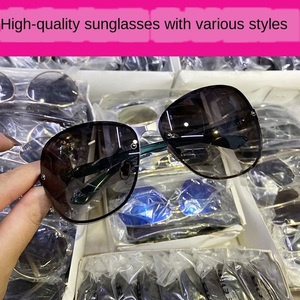 sun men's polarizer sun sunglasses women's sunglasses driving fishing polarizer swing activity, White;black
sun men's polarizer sun sunglasses women's sunglasses driving fishing polarizer swing activity, White;black