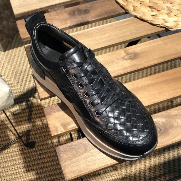 2020c limited edition пчелка вышивки классические мужские low-top кроссовки, модные wild повседневный открытый tide обувь, размер: 38-45, Black
2020c limited edition пчелка вышивки классические мужские low-top кроссовки, модные wild повседневный открытый tide обувь, размер: 38-45, Black