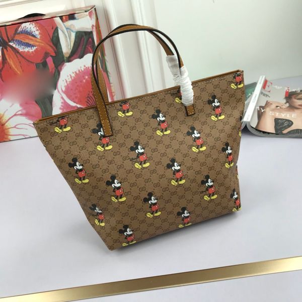 Cartoon print shopping bag handbag wallet backpack main card holder duffle bag women handbags handbag horsebit card holder 2020 new
Cartoon print shopping bag handbag wallet backpack main card holder duffle bag women handbags handbag horsebit card holder 2020 new
