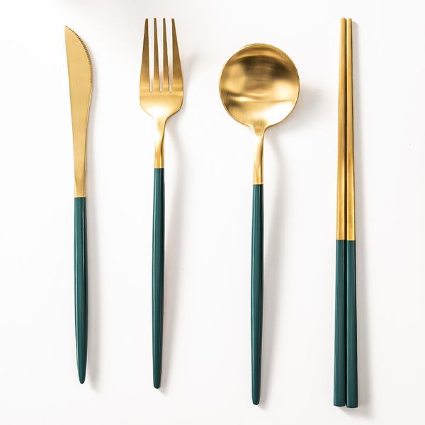 304 stainless steel peacock green golden portuguese knife fork and spoon western steak knife and fork dark green net red tableware sanding
304 stainless steel peacock green golden portuguese knife fork and spoon western steak knife and fork dark green net red tableware sanding