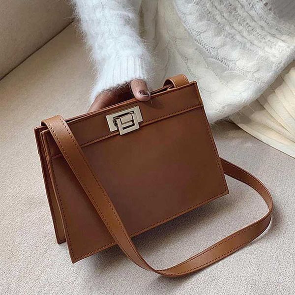 vintage pu leather designer flap crossbody bags for women 2020 summer fashion shoulder messenger bag lady solid travel handbags
vintage pu leather designer flap crossbody bags for women 2020 summer fashion shoulder messenger bag lady solid travel handbags