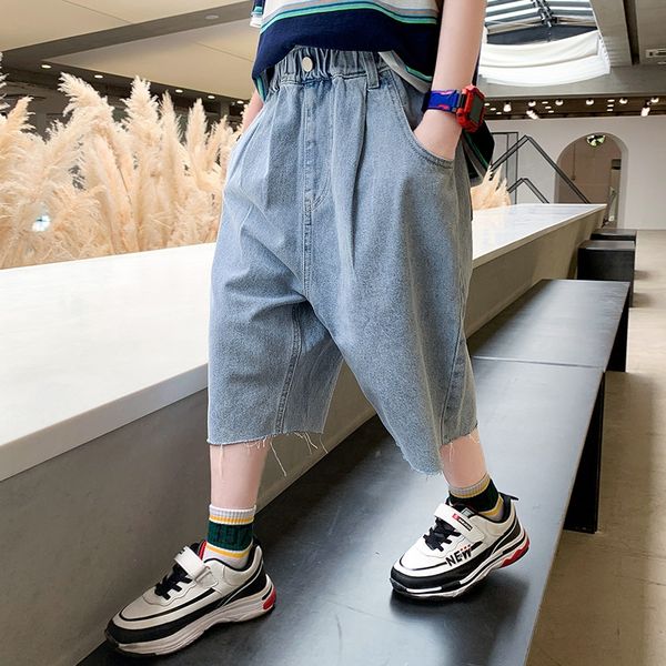 qzt1q boys' denim capri handsome children's loose middle-aged and big children's fashion korean harlan new harlan casual pant, Blue
qzt1q boys' denim capri handsome children's loose middle-aged and big children's fashion korean harlan new harlan casual pant, Blue