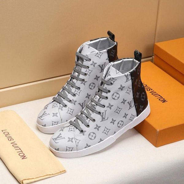 2020qm designer new luxury men's casual sports shoes, outdoor casual shoes, fast delivery and original box, Black
2020qm designer new luxury men's casual sports shoes, outdoor casual shoes, fast delivery and original box, Black