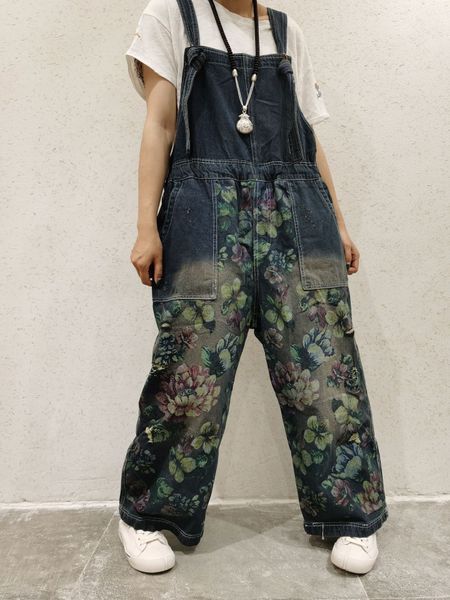 women's loose wide-legged with washed holes and large and jeans size new printed jeans produced in march, Blue
women's loose wide-legged with washed holes and large and jeans size new printed jeans produced in march, Blue